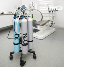 What does nitrous oxide do? Nitrous oxide can be used as anaesthetic to reduce pain in medical procedures.